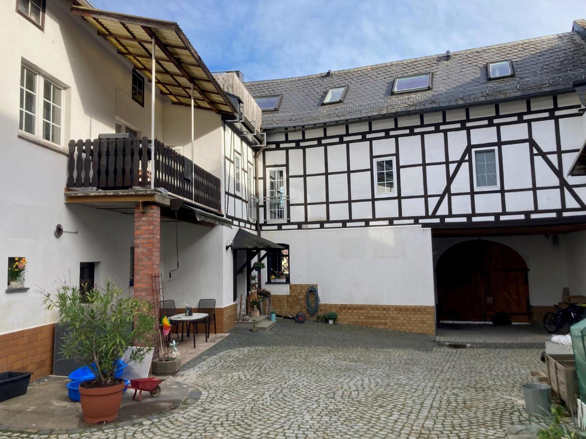 Pension Und Ferienwohnung Am Teich Schleiz Exterior foto